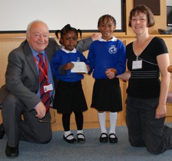 (l-r) Graham Ross, SELCHP general manager Miranda Kesewarah, Omawumi Ikomi and Liz Ward from Childeric Primary School